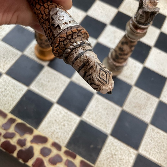 CHEETAH AND ZEBRA CHESS BOARD AND PIECES - Picture 8 of 16